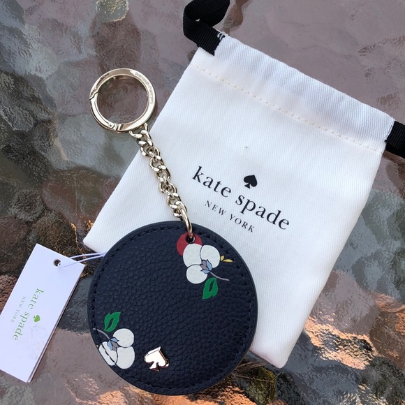 kate spade Accessories - KATE SPADE KEY CHAIN